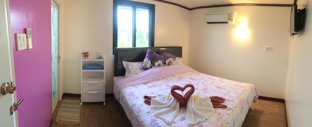 4 Seasons Mini House Hotel Nakhon Si Thammarat Exterior photo